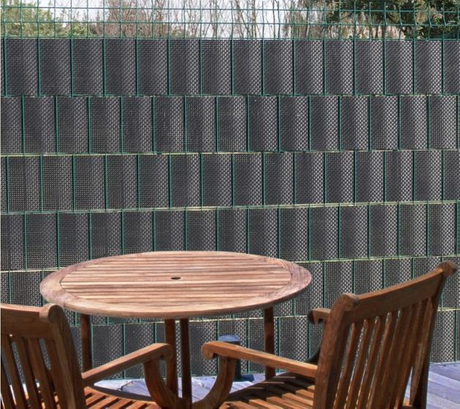 19cm x 2.6m Textilene Privacy fence slat 10 sets +22 clips 830g/m2