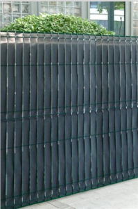 4.7cm x 60m PVC privacy slats+100 clips-630g/sqm or 50g/sqm